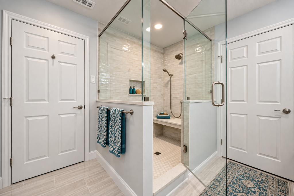 Guest Bath 4